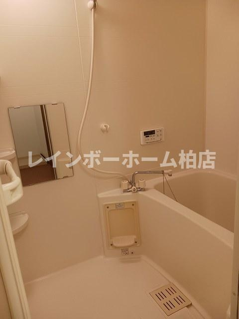 特典：仲介手数料が50％OFFです‼の浴室
