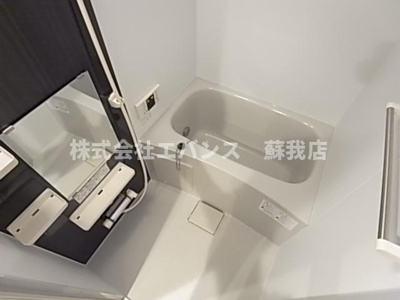 【浴室】 | ラ・ルーチェ | ゆったり過ごせるお風呂です
