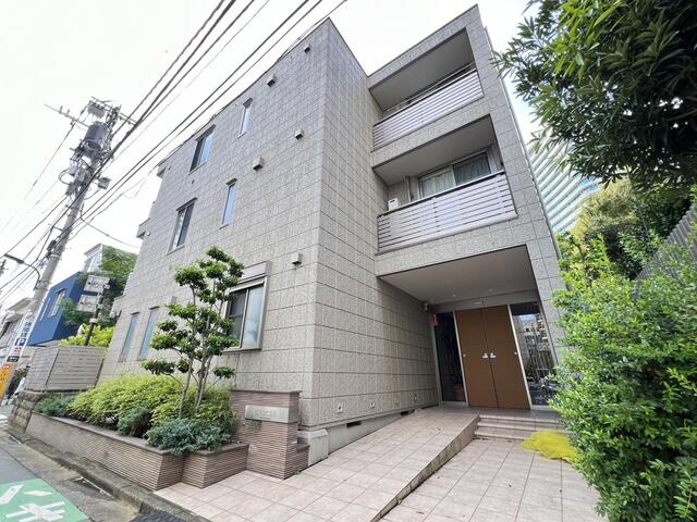 クレセール南青山の間取り