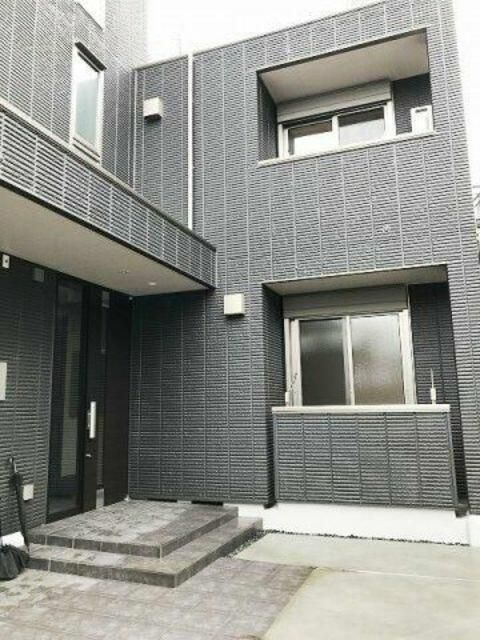 シエルテラスのエントランス|ゆとりのあるエントランスです