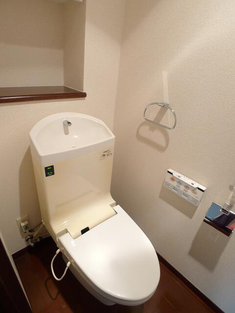 アトラス江戸川アパートメントのトイレ