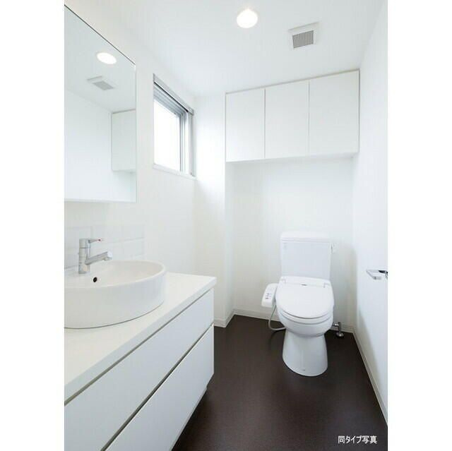コンフォリア駒澤のトイレ|ゆったりとした空間のトイレです