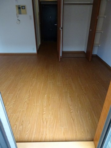 プレールドゥーク文京白山の居間・リビング