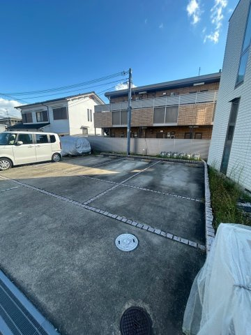 VIENTO Iの駐車場