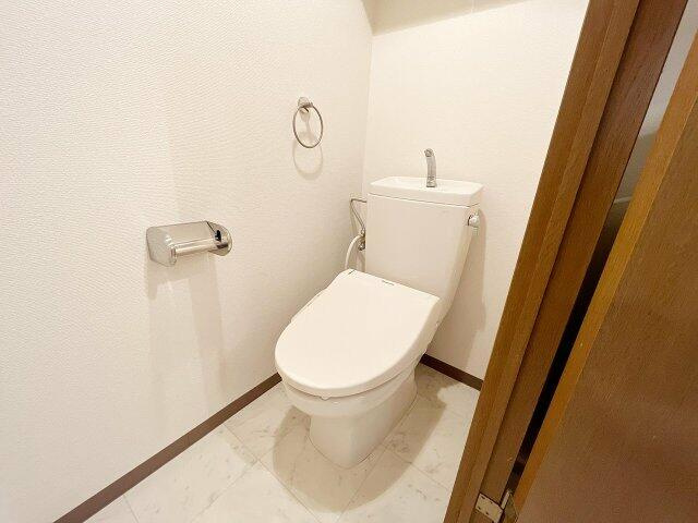 メゾンベール南麻布のトイレ
