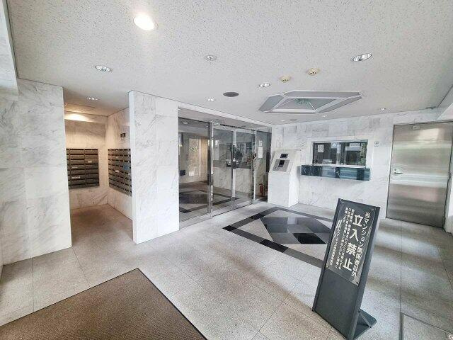パレステュディオ神楽坂のロビー