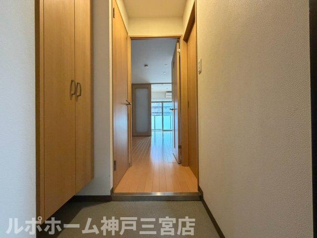 ラフィーノ山手の玄関