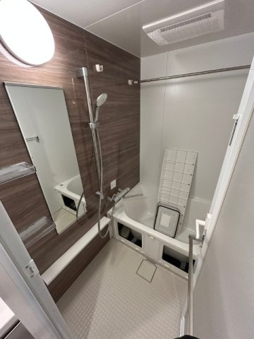 ＡＩＦＬＡＴ四谷若葉の浴室