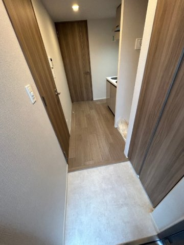 ＡＩＦＬＡＴ四谷若葉の玄関