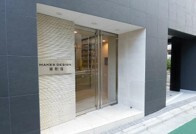 メイクスデザイン東新宿のエントランス