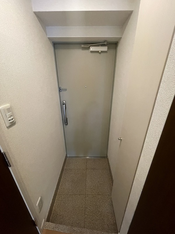 レナトゥス四谷の玄関