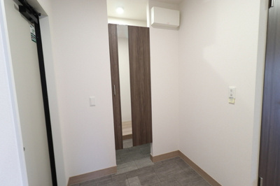 【玄関】 | D-ROOM羽屋 | 玄関