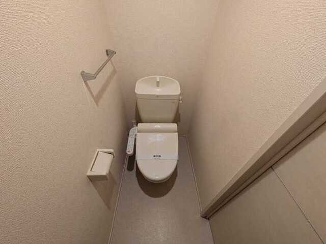 ハッピーネスのトイレ|温水洗浄暖房便座