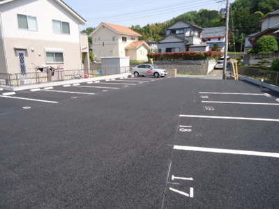 ひろびろ駐車場（空き確認要）