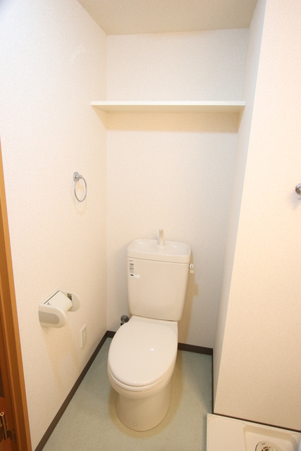 ★ストック棚付トイレスペース★