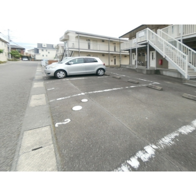 タウンコート参番館の駐車場