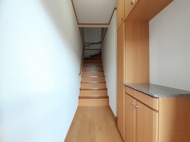 クラシオン　ヴェールⅡの玄関|収納もある玄関です