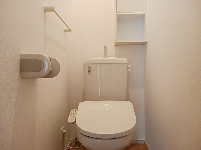 ドゥ・ステージアⅡのトイレ|ゆったりとした空間のトイレです