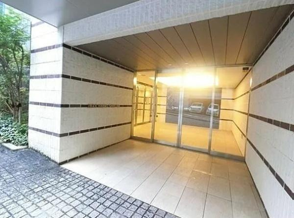 【エントランス】