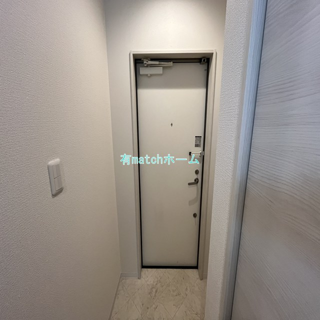 GMヒルズ大宮通の玄関