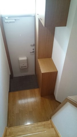 ドエル輝（かがやき）の玄関