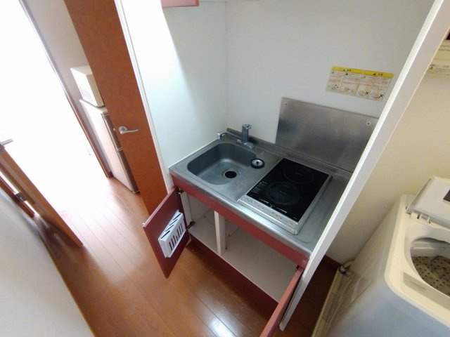 レオパレスボーテのキッチン|シングルレバー設置