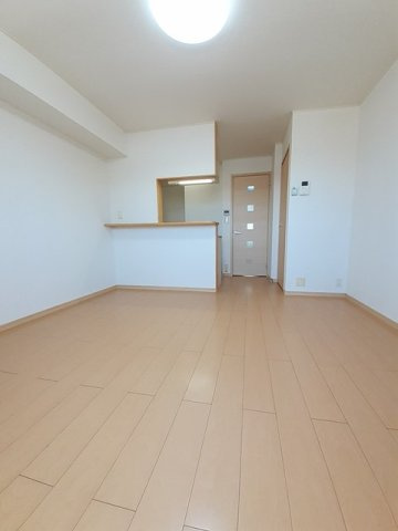 ロイヤルパーク　Ａの居間・リビング