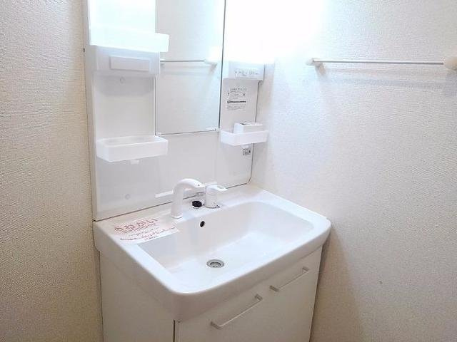 ドゥ　メゾンの洗面所