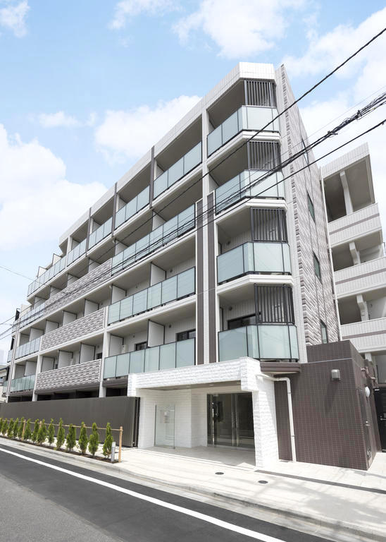 アルテカーサアリビエ東京イーストの外観