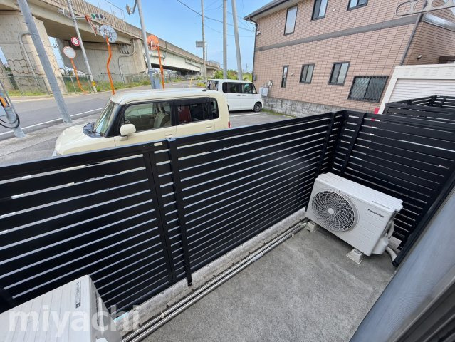 リブライフ藍住Bのバルコニー