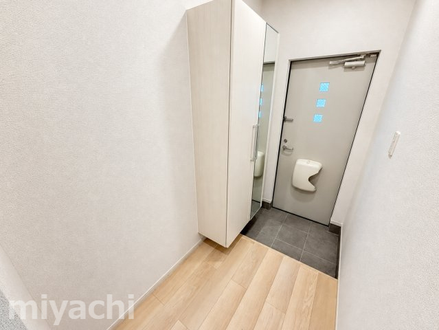 アレグリア　Sの玄関