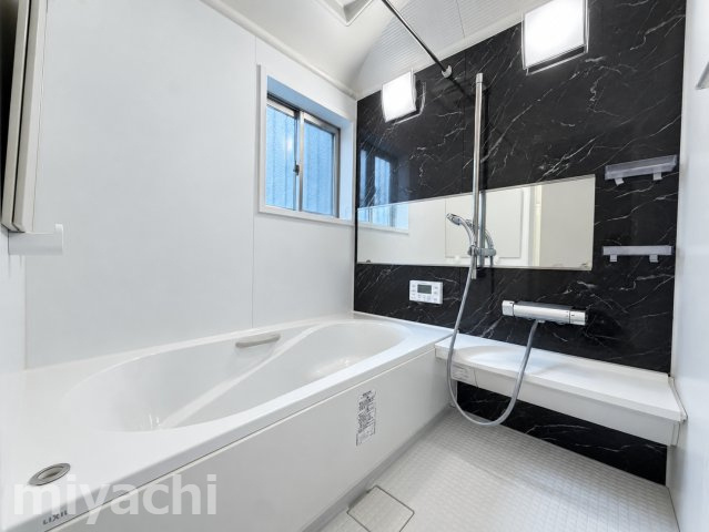 藍住町奥野戸建1の浴室