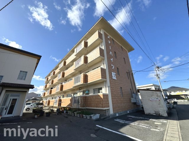 メナーハイツ藍の外観