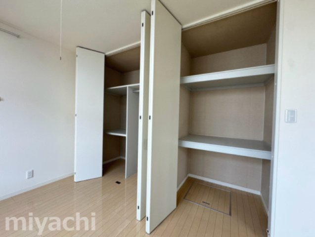 シャーメゾンジェルメBの収納