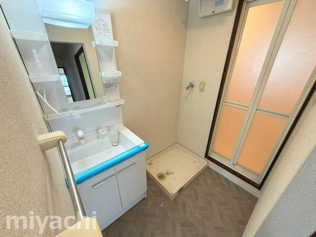 フォブール広田の洗面所