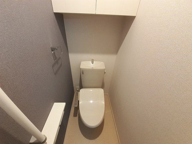 エムズ　サニーガーデンⅩⅩⅢのトイレ|ゆったりとした空間のトイレです