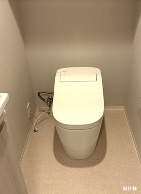 【トイレ】 | イニシア武蔵小杉 | 落ち着いた色調のトイレです♪