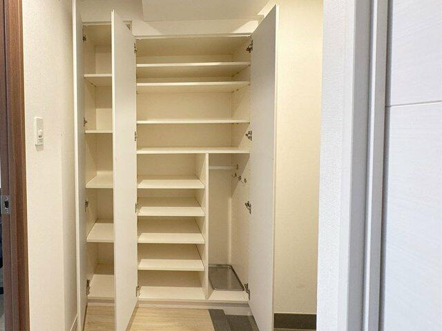 メインステージ神田須田町の収納