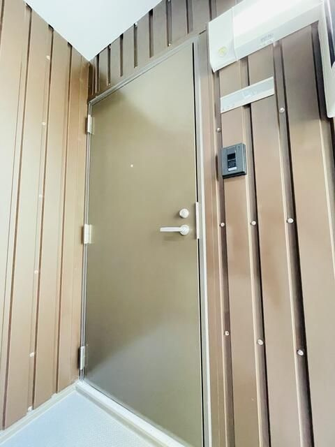 ブローテ三ノ輪の玄関