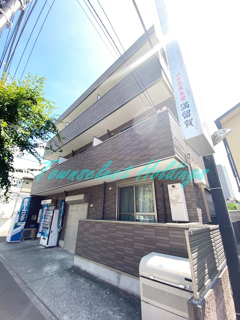 横浜市戸塚区戸塚町のアパートの外観