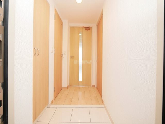 エステムプラザ難波WESTⅡプレディアの玄関