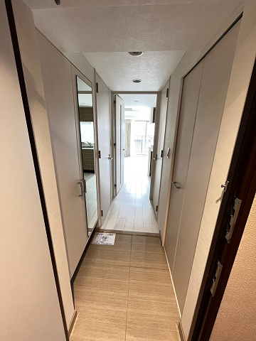 ブランTAT西宮本町Ⅱの玄関
