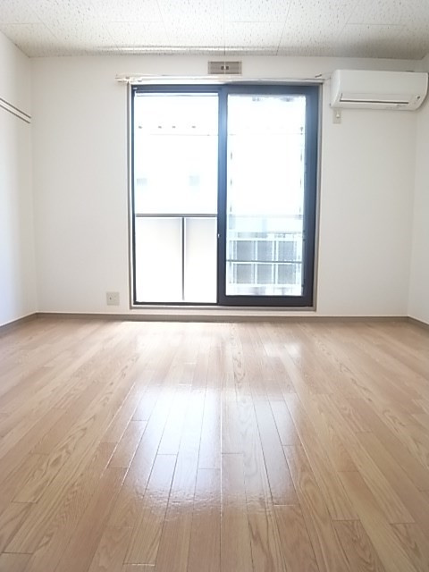 エトワール夙川の居間・リビング