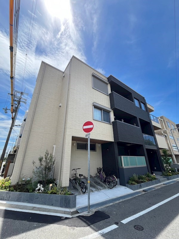 Les　chevauxの外観