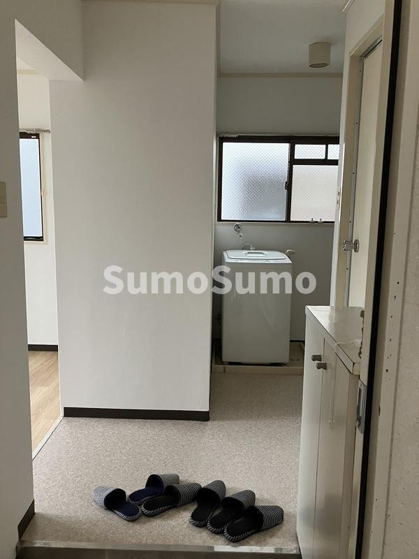 ドムールコスモス甲南町の玄関