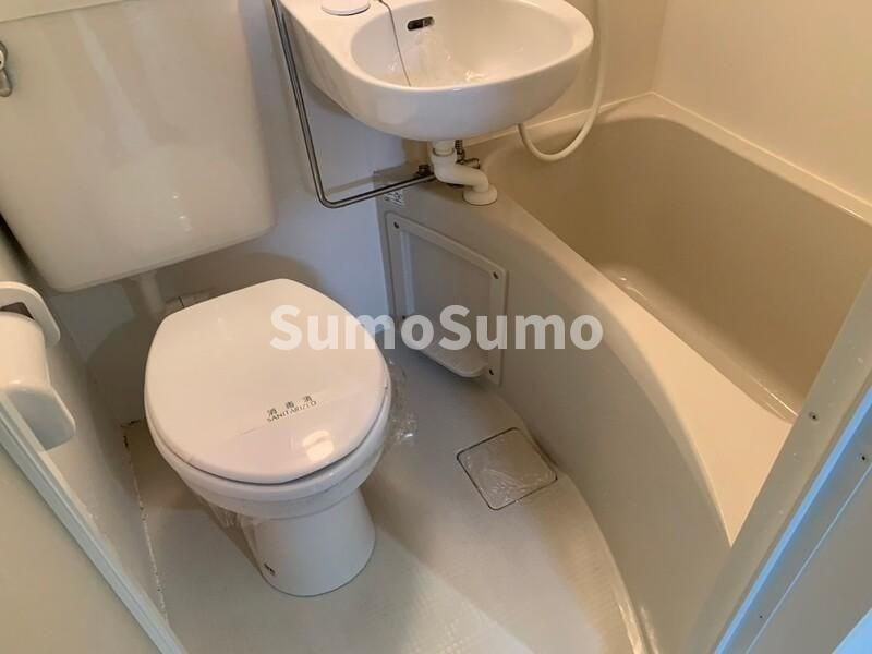 ドムールコスモス甲南町のトイレ