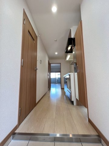ロイヤルコンフォート渡辺通の玄関