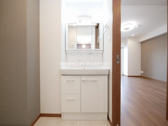 Mon MaisonⅡの独立洗面台
