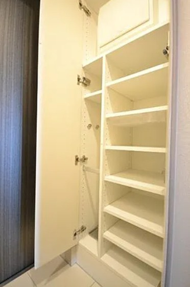 フレンシア椎名町の収納