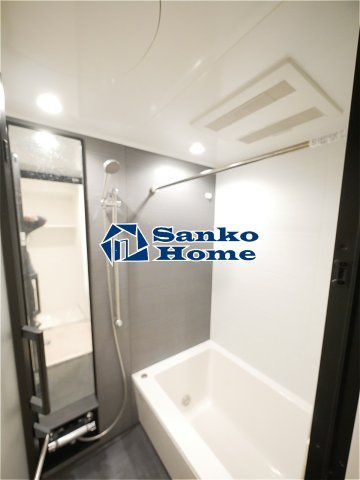 コンシェリア上野の浴室